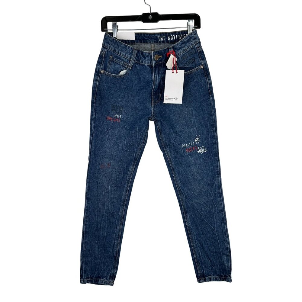 Boyfriend Blue Denim  Jeans 1991 Jeans Women Size 2 With Embroidered NWT